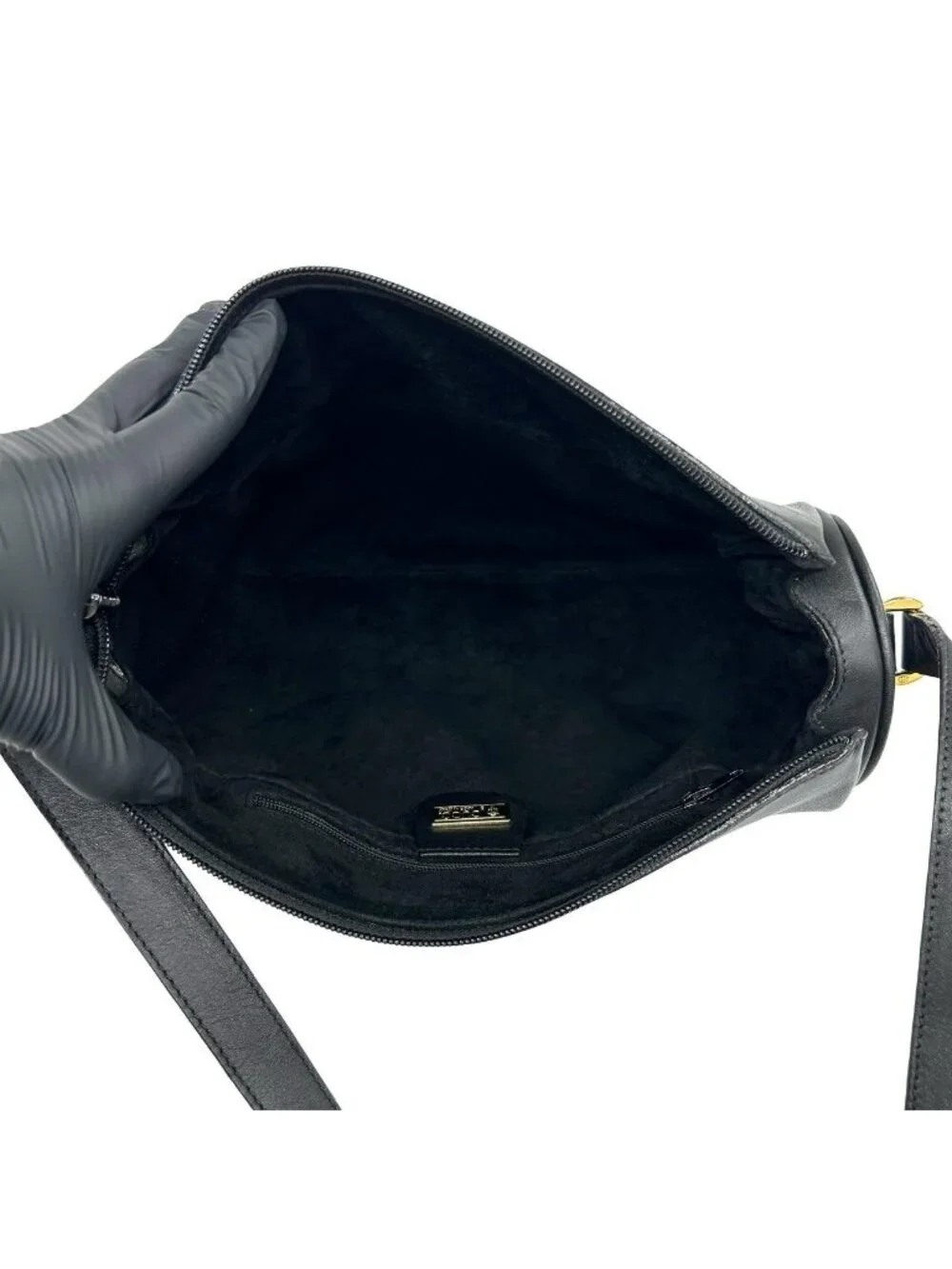 Gucci Vintage GG Logo Leather Shoulder Bag Pochette Black